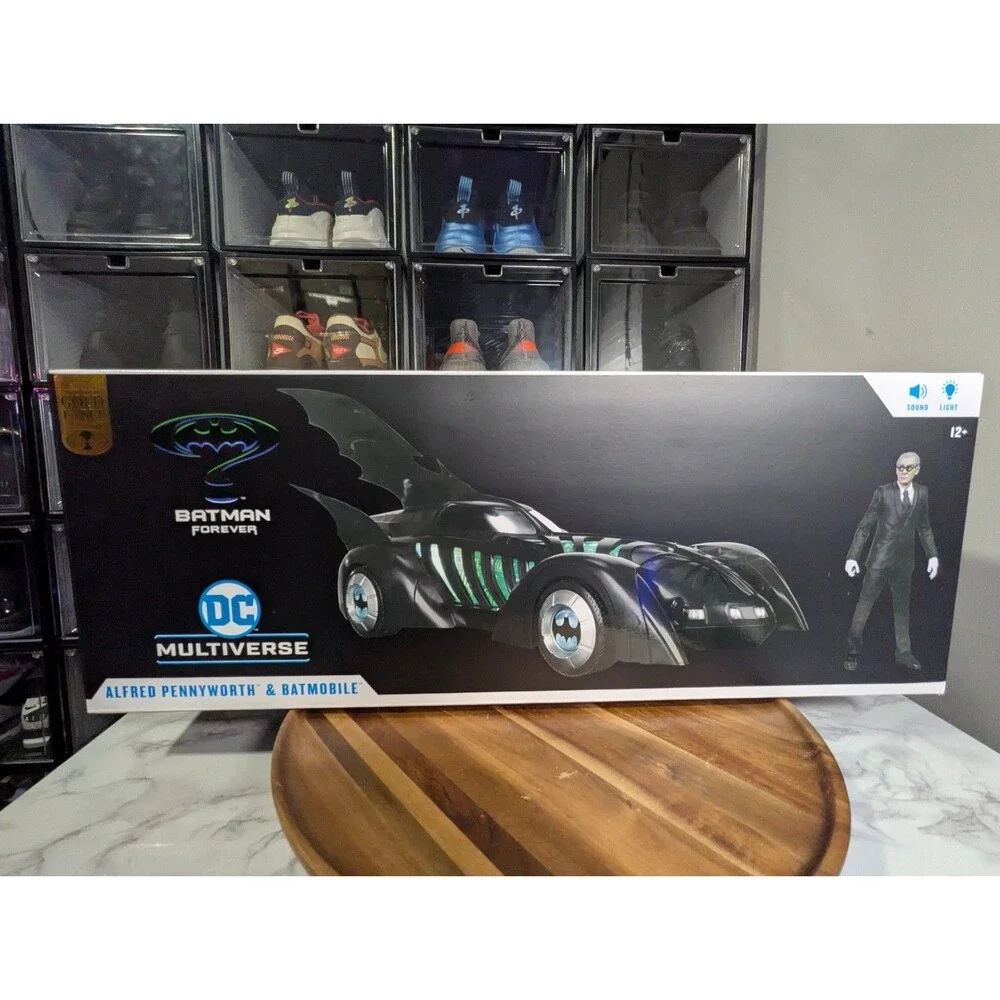 Alfred Pennyworth & Batmobile – Batman Forever Vehicle + 7